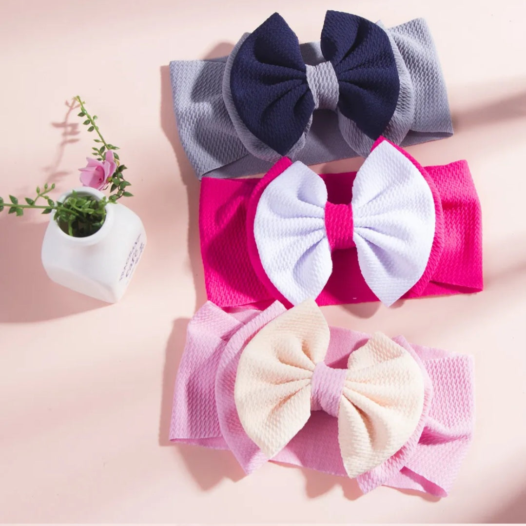 Maya's Big Bow